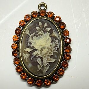 Vintage Cameo Pendant with Orange Rhinestones